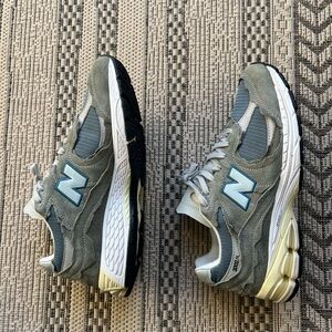 New Balance 2002r Mirage Grey Used size 10